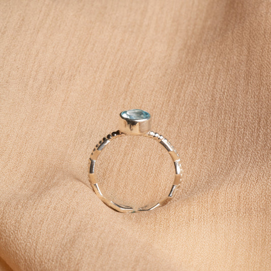 Handcrafted Sterling Silver Ring with Aquamarine – A Touch of Serenity